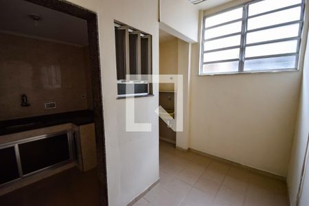 Apartamento à venda com 65m², 3 quartos e 1 vagaÁrea de Serviço