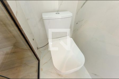 Apartamento para alugar com 47m², 2 quartos e 1 vaga Apartamento para alugar com 47m², 2 quartos e 1 vagaBanheiro