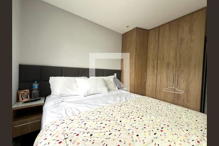 Suite de apartamento à venda com 2 quartos, 64m² em Jardim Prudência, São Paulo