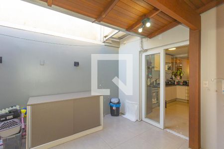 Varanda de casa à venda com 2 quartos, 95m² em Igara, Canoas