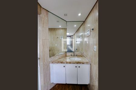 Apartamento à venda com 147m², 3 quartos e 1 vagaBanheiro da Suíte 1