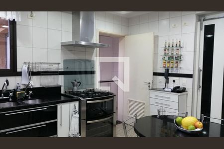 Apartamento à venda com 244m², 5 quartos e 4 vagasFoto 40