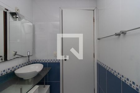 Casa à venda com 128m², 3 quartos e 1 vagaBanheiro Social