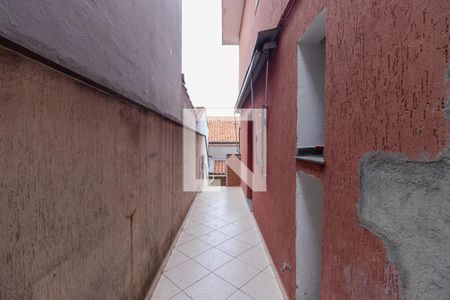 Casa à venda com 128m², 3 quartos e 1 vagaCorredor Externo