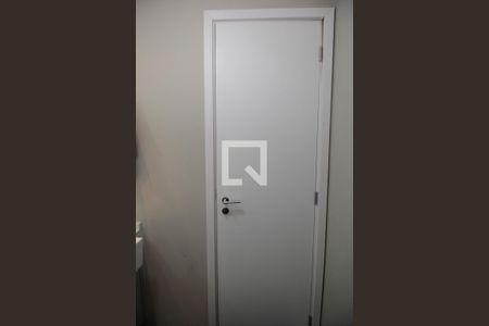 Banheiro de kitnet/studio para alugar com 1 quarto, 25m² em Pinheiros, São Paulo