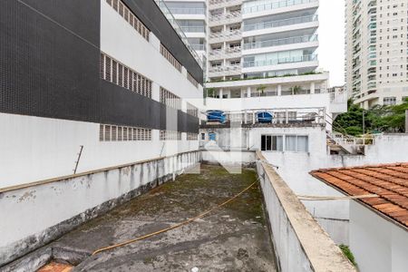 Casa à venda com 365m², 8 quartos e 4 vagas Casa à venda com 365m², 8 quartos e 4 vagasTerraço