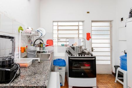 Casa à venda com 365m², 8 quartos e 4 vagas Casa à venda com 365m², 8 quartos e 4 vagasCozinha 2