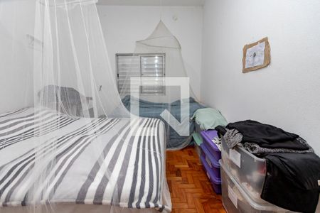 Casa à venda com 365m², 8 quartos e 4 vagas Casa à venda com 365m², 8 quartos e 4 vagasQuarto 3
