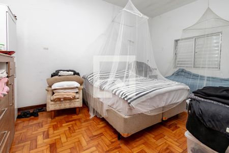 Casa à venda com 365m², 8 quartos e 4 vagas Casa à venda com 365m², 8 quartos e 4 vagasQuarto 3
