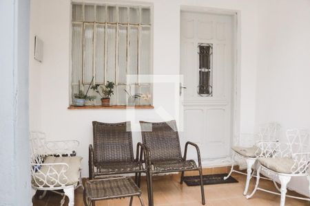 Casa à venda com 132m², 4 quartos e 5 vagasEntrada