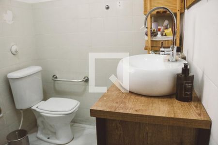 Casa à venda com 132m², 4 quartos e 5 vagasBanheiro