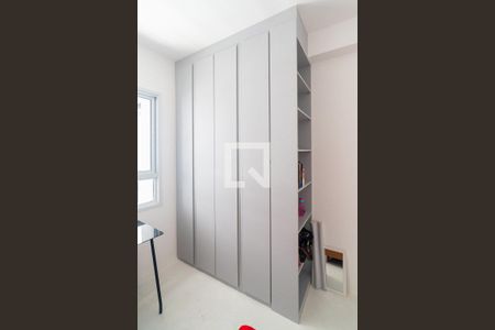 Apartamento à venda com 36m², 1 quarto e sem vagaQuarto - Armários