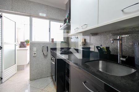 Apartamento à venda com 190m², 4 quartos e 2 vagasCozinha