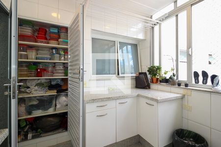 Apartamento à venda com 190m², 4 quartos e 2 vagasÁrea de Serviço