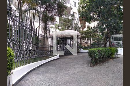 Apartamento à venda com 190m², 4 quartos e 2 vagasFachada