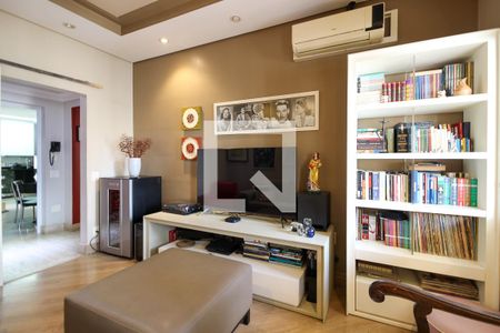 Apartamento à venda com 190m², 4 quartos e 2 vagasSala de TV