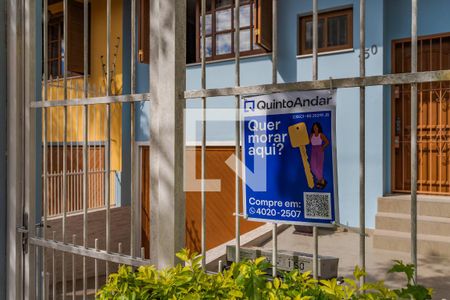 Casa à venda com 198m², 3 quartos e 2 vagas Casa à venda com 198m², 3 quartos e 2 vagasPlaca