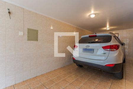 Casa à venda com 198m², 3 quartos e 2 vagas Casa à venda com 198m², 3 quartos e 2 vagasGaragem