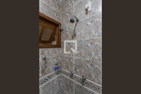 Casa à venda com 198m², 3 quartos e 2 vagas Casa à venda com 198m², 3 quartos e 2 vagasBanheiro