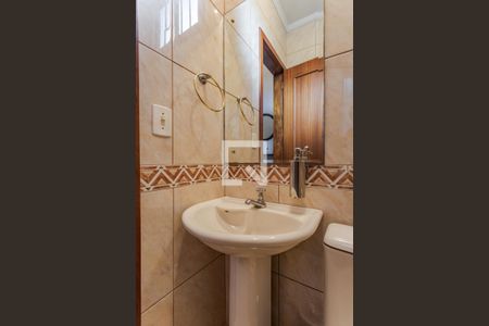 Casa à venda com 198m², 3 quartos e 2 vagas Casa à venda com 198m², 3 quartos e 2 vagasLavabo