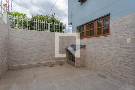 Casa à venda com 198m², 3 quartos e 2 vagas Casa à venda com 198m², 3 quartos e 2 vagasÁrea de Serviço 1