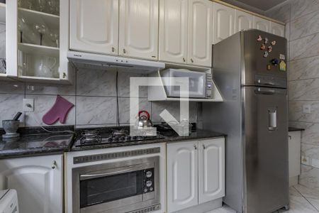 Casa à venda com 198m², 3 quartos e 2 vagas Casa à venda com 198m², 3 quartos e 2 vagasCozinha