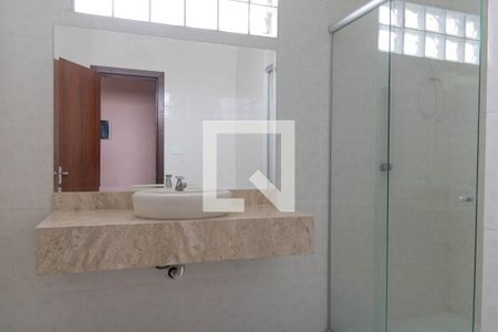 Casa para alugar com 150m², 2 quartos e sem vagaBanheiro 