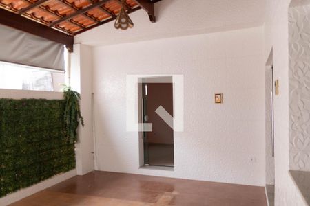 Casa para alugar com 150m², 2 quartos e sem vagaÁrea externa