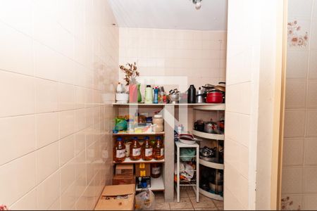 Casa à venda com 400m², 5 quartos e 3 vagas Casa à venda com 400m², 5 quartos e 3 vagasDespensa