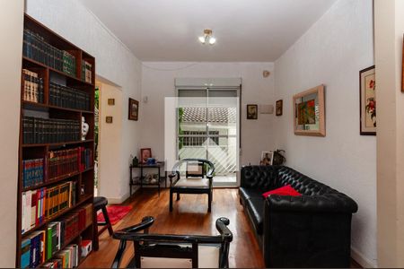 Casa à venda com 400m², 5 quartos e 3 vagas Casa à venda com 400m², 5 quartos e 3 vagasSala Edicula