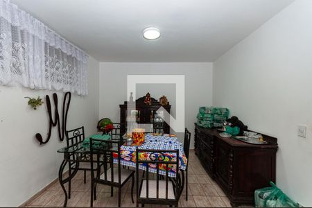 Casa à venda com 400m², 5 quartos e 3 vagas Casa à venda com 400m², 5 quartos e 3 vagasCozinha/Copa