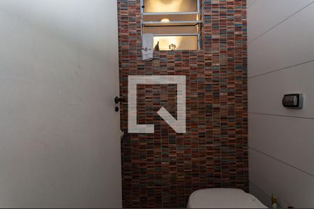 Casa à venda com 400m², 5 quartos e 3 vagas Casa à venda com 400m², 5 quartos e 3 vagasLavabo Edicula