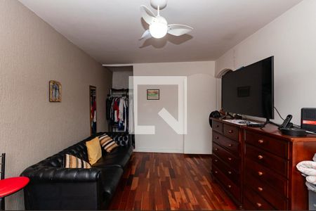 Casa à venda com 400m², 5 quartos e 3 vagas Casa à venda com 400m², 5 quartos e 3 vagasQuarto 4 Edicula