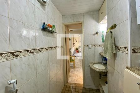Casa à venda com 80m², 2 quartos e sem vaga Casa à venda com 80m², 2 quartos e sem vagaBanheiro