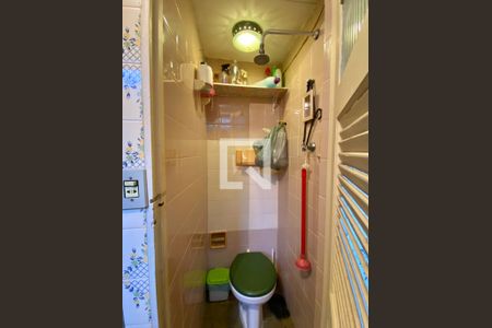 Casa à venda com 80m², 2 quartos e sem vaga Casa à venda com 80m², 2 quartos e sem vagaBanheiro de serviço