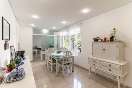 Apartamento à venda com 300m², 3 quartos e 3 vagasCopa