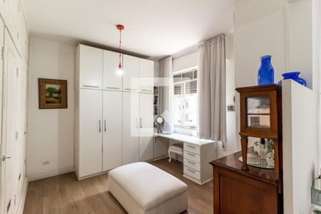 Apartamento à venda com 300m², 3 quartos e 3 vagasCloset da Suíte