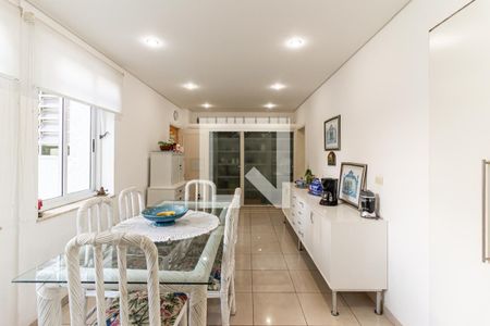 Apartamento à venda com 300m², 3 quartos e 3 vagasCopa