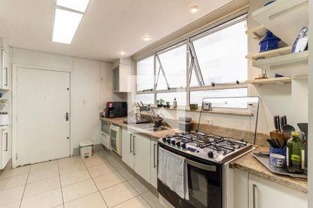 Apartamento à venda com 300m², 3 quartos e 3 vagasCozinha