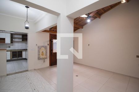 Casa para alugar com 120m², 3 quartos e 2 vagas Casa para alugar com 120m², 3 quartos e 2 vagasChurrasqueira