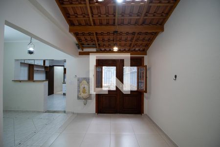 Casa para alugar com 120m², 3 quartos e 2 vagas Casa para alugar com 120m², 3 quartos e 2 vagasChurrasqueira