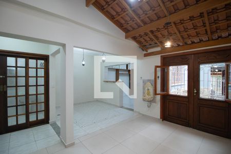 Casa para alugar com 120m², 3 quartos e 2 vagas Casa para alugar com 120m², 3 quartos e 2 vagasChurrasqueira