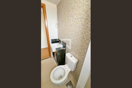 Apartamento à venda com 58m², 2 quartos e 2 vagasBanheiro 2