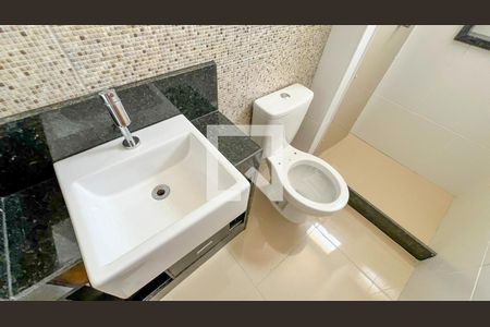 Apartamento à venda com 58m², 2 quartos e 2 vagasBanheiro 2