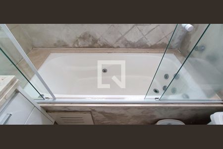 Apartamento à venda com 145m², 3 quartos e 3 vagasbanheiro da Suíte Master