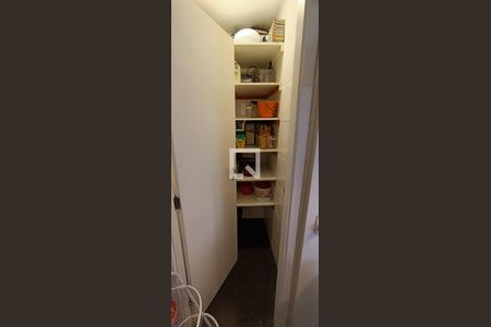 Apartamento à venda com 145m², 3 quartos e 3 vagasDespensa