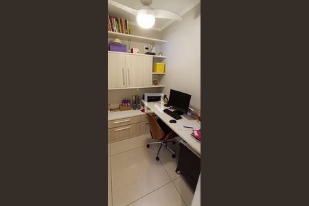 Apartamento à venda com 145m², 3 quartos e 3 vagasEscritório
