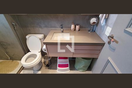 Apartamento à venda com 145m², 3 quartos e 3 vagasBanheiro da Suíte 1