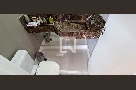 Apartamento à venda com 145m², 3 quartos e 3 vagasBanheiro Social