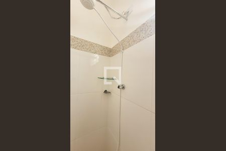 Casa à venda com 163m², 3 quartos e 2 vagas Casa à venda com 163m², 3 quartos e 2 vagasBanheiro Social